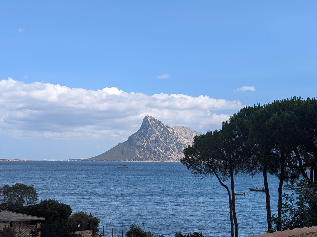 Cala Ghjlgolu-Loiri Porto San Paolo必去景点