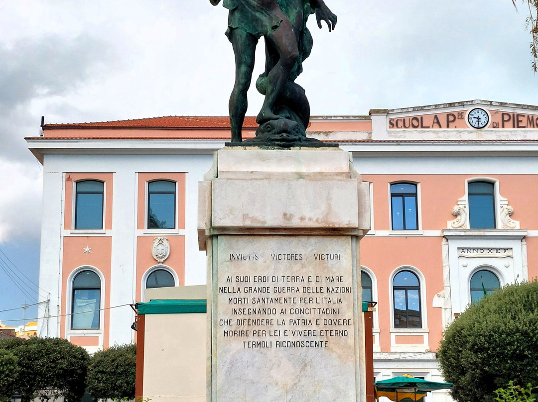 Monumento ai Caduti-Termoli必去景点