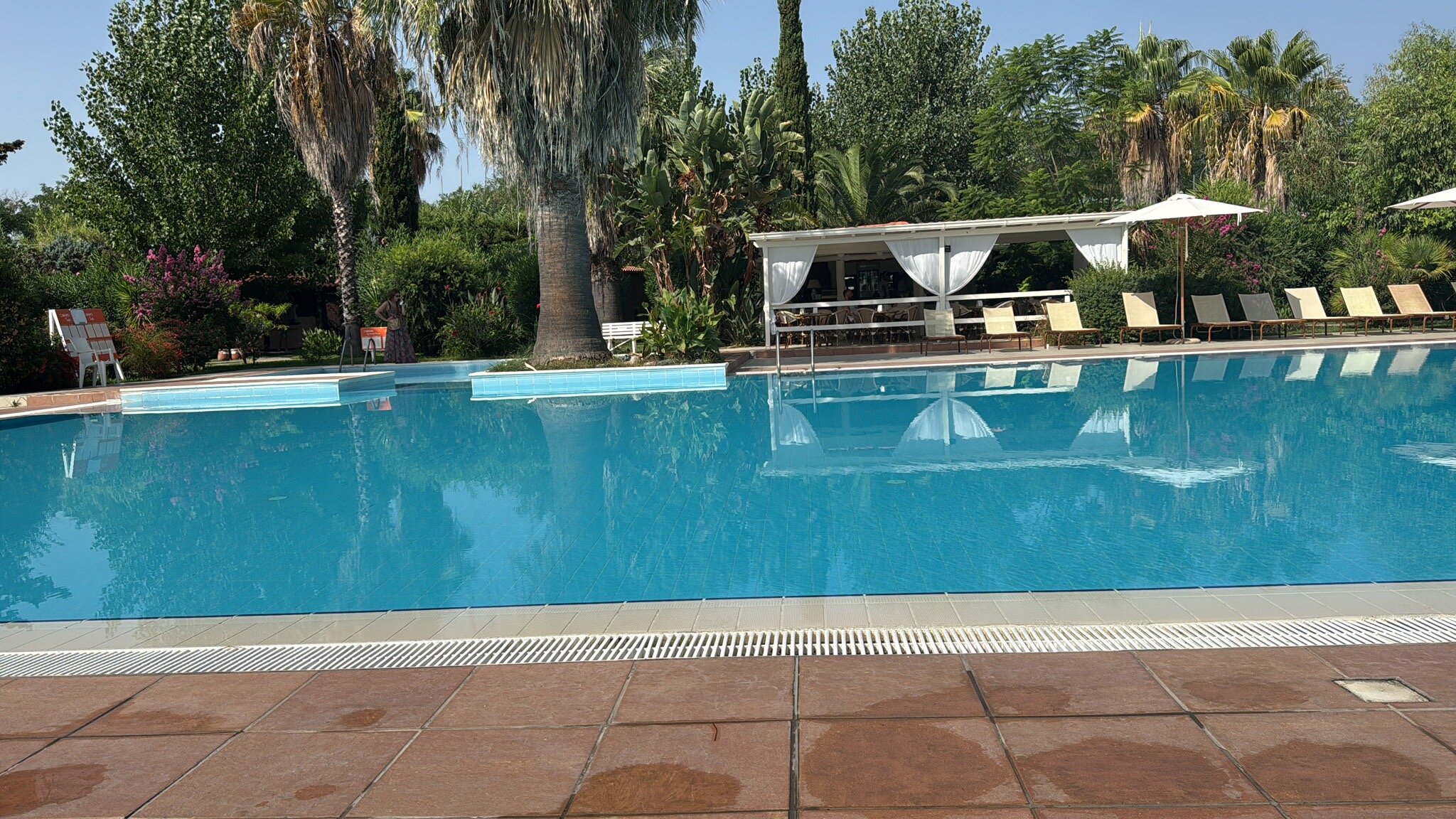 Calalandrusa Beach Resort-官方