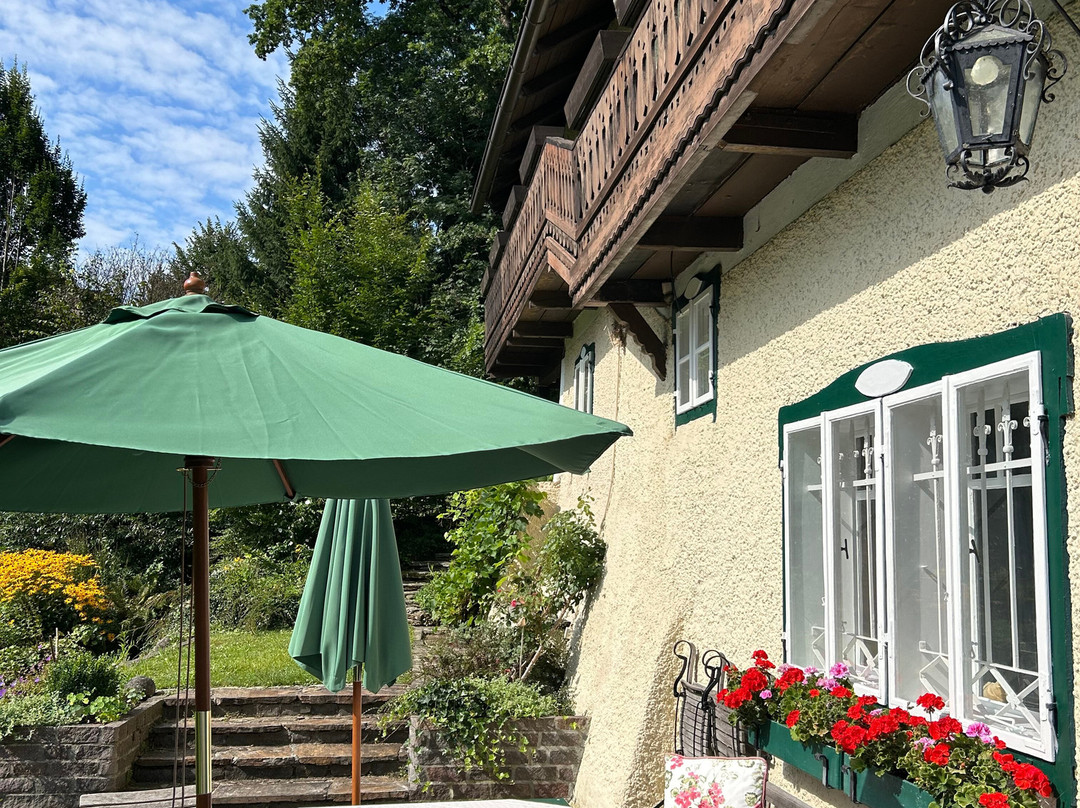 Literaturhaus Henndorf-Henndorf am Wallersee必去景点