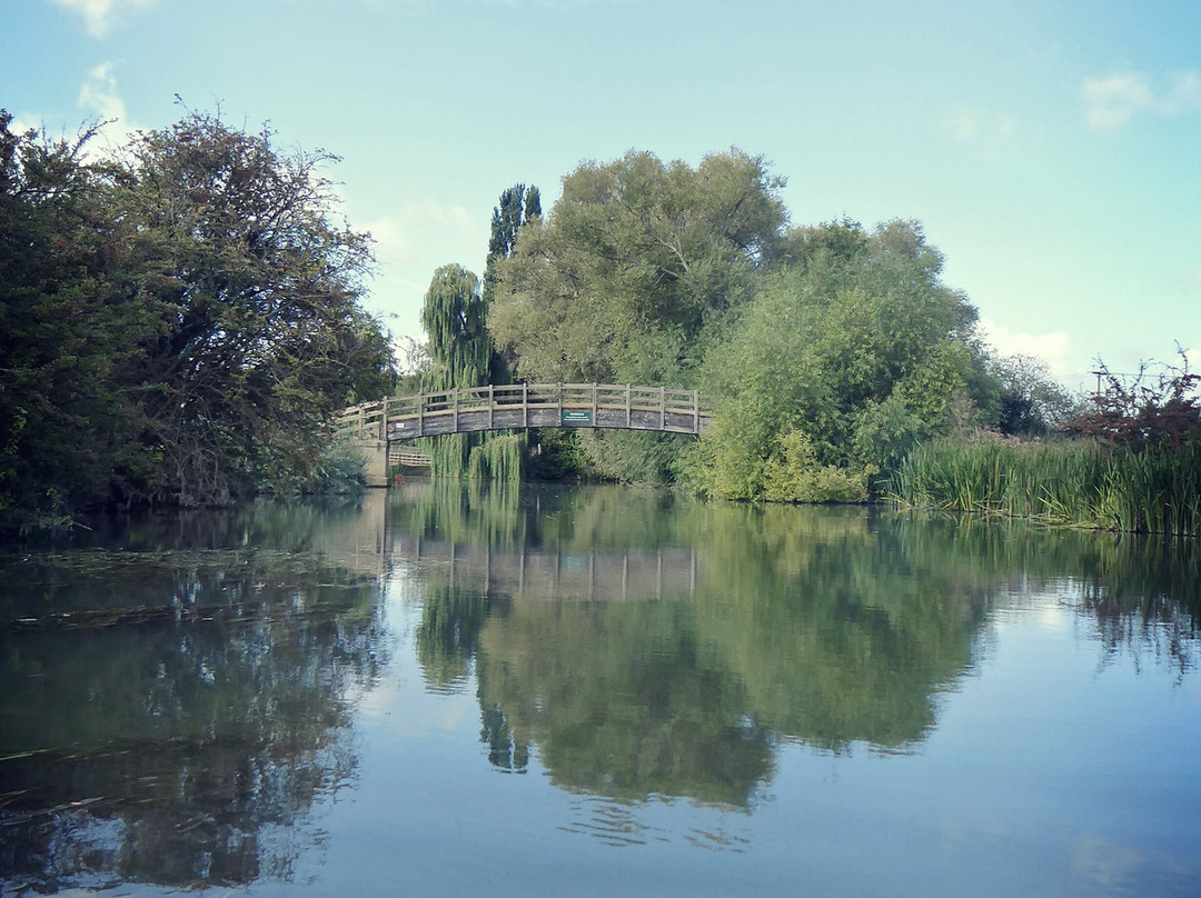 Cotswold Canoe Hire-莱奇莱德必去景点