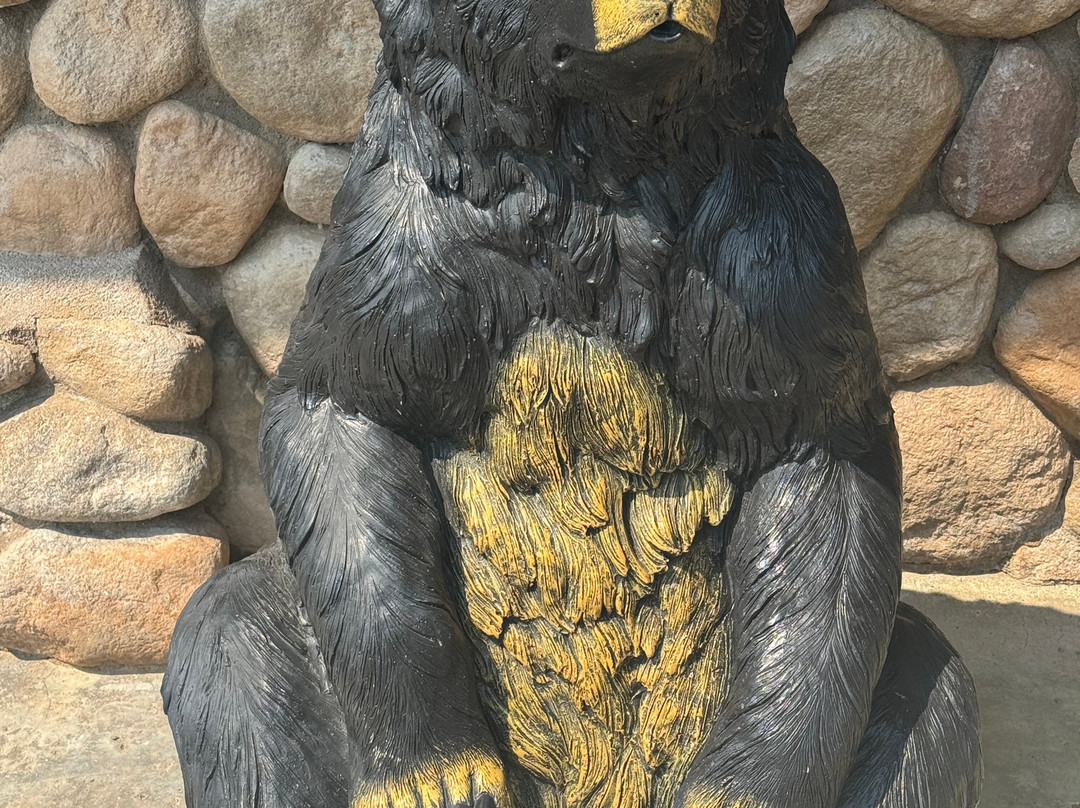 优胜美地南门套房酒店主图