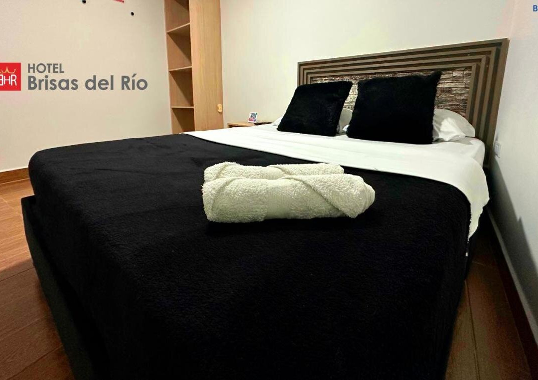 Hotel Brisas del Rio Tulua