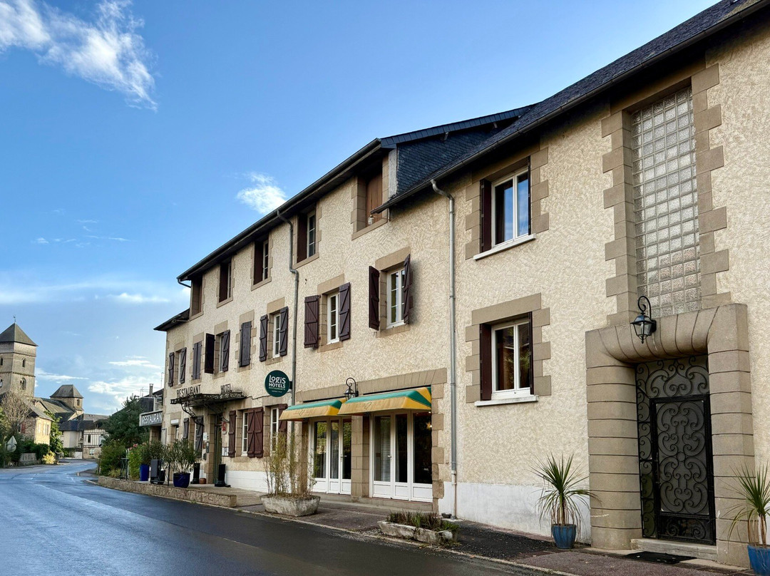 Logis Hôtel Deshors Foujanet主图