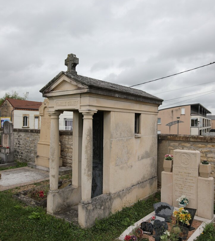 Cimetière de Saint-Jean-des-Vignes-索恩河畔沙隆必去景点