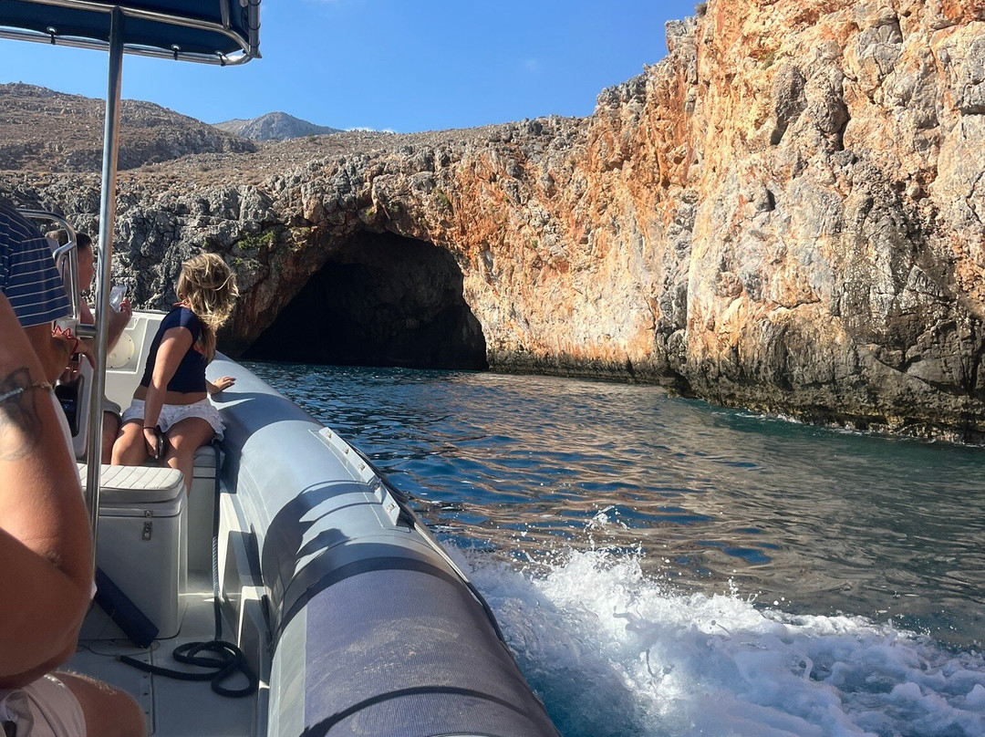 Dream Adventure Trips-Almyrida必去景点