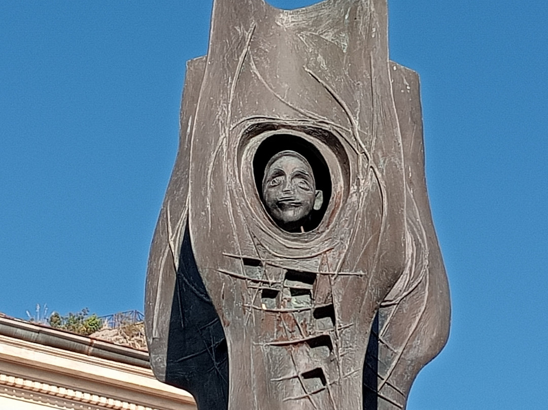 Arca della Pace-Roccascalegna必去景点