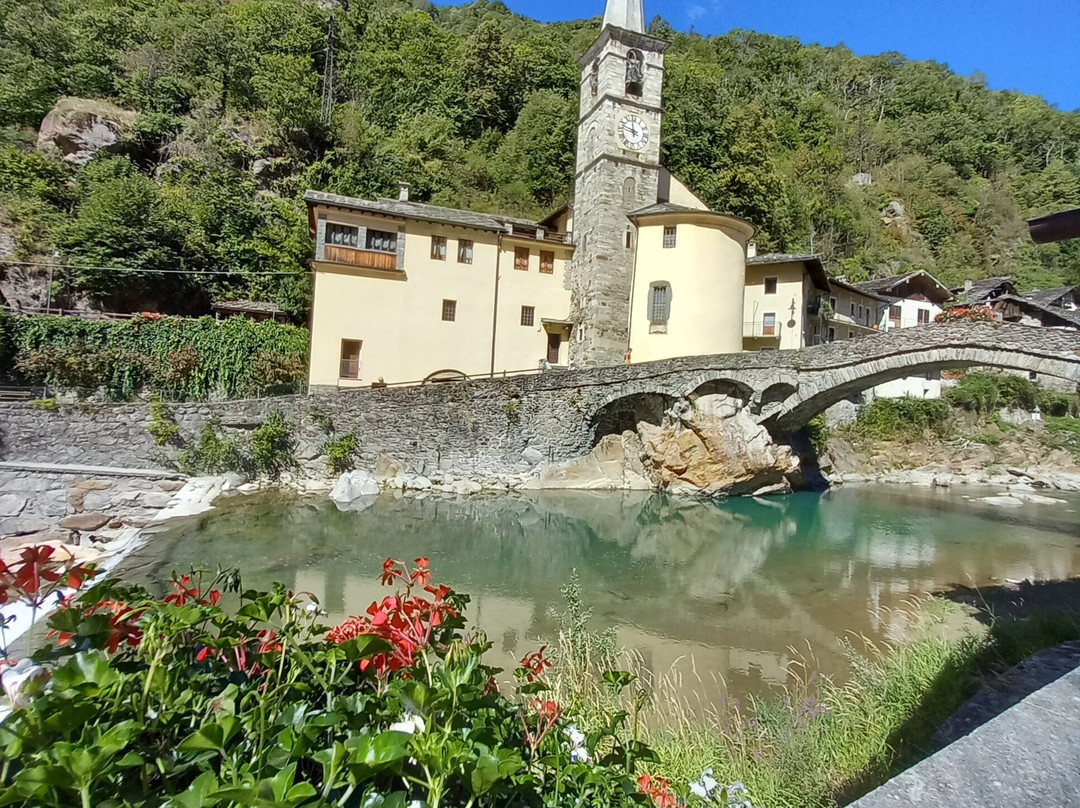Chiesa Parrocchiale S. Antonio Abate-Fontainemore必去景点