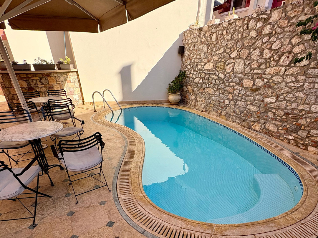 波利蒂酒店主图