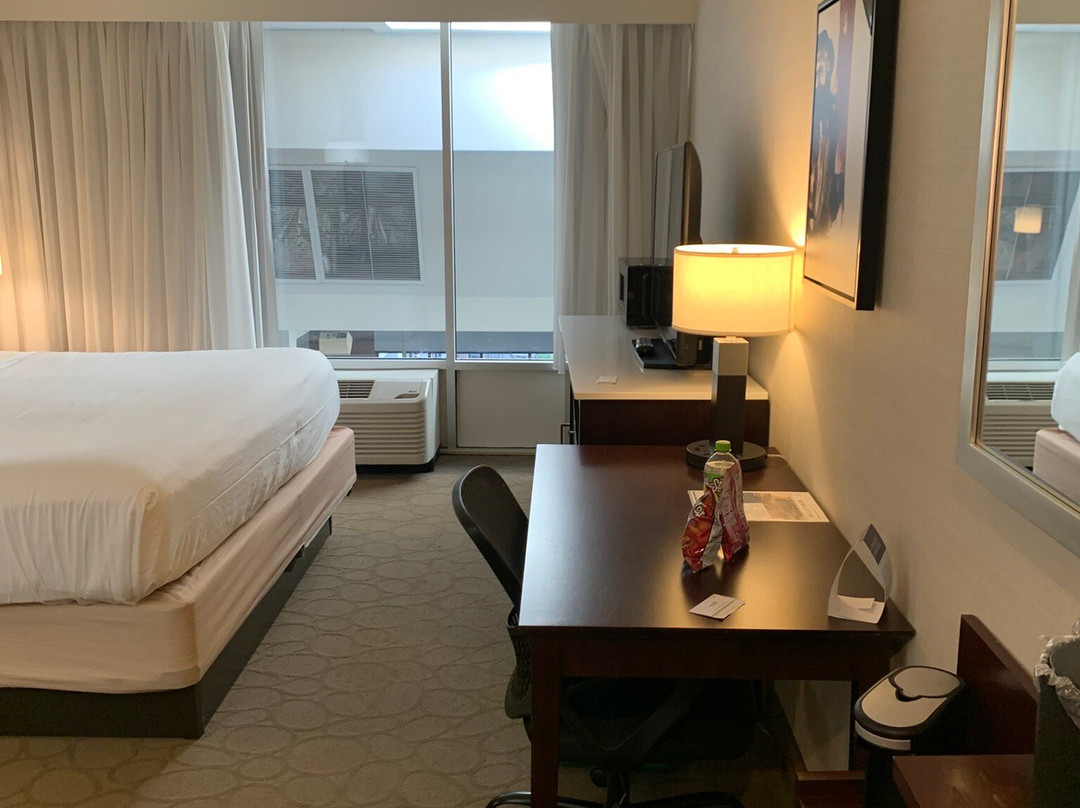 Delta Hotels by Marriott Kalamazoo Conference Center主图