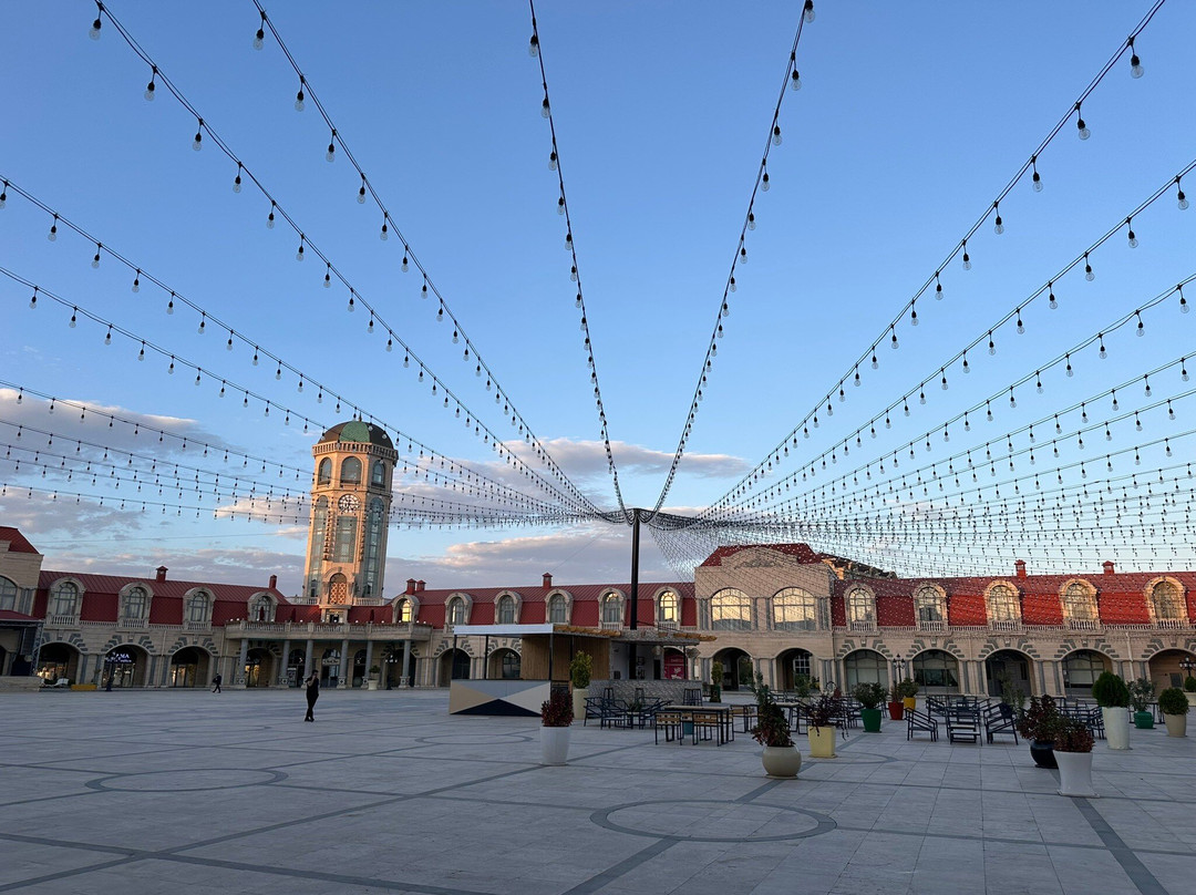 Saat Meydani Nakhchivan主图