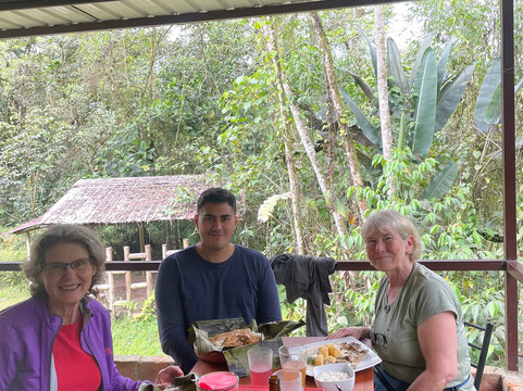 Ecuador Tour Guide Sebastian Carrera-基多必去景点