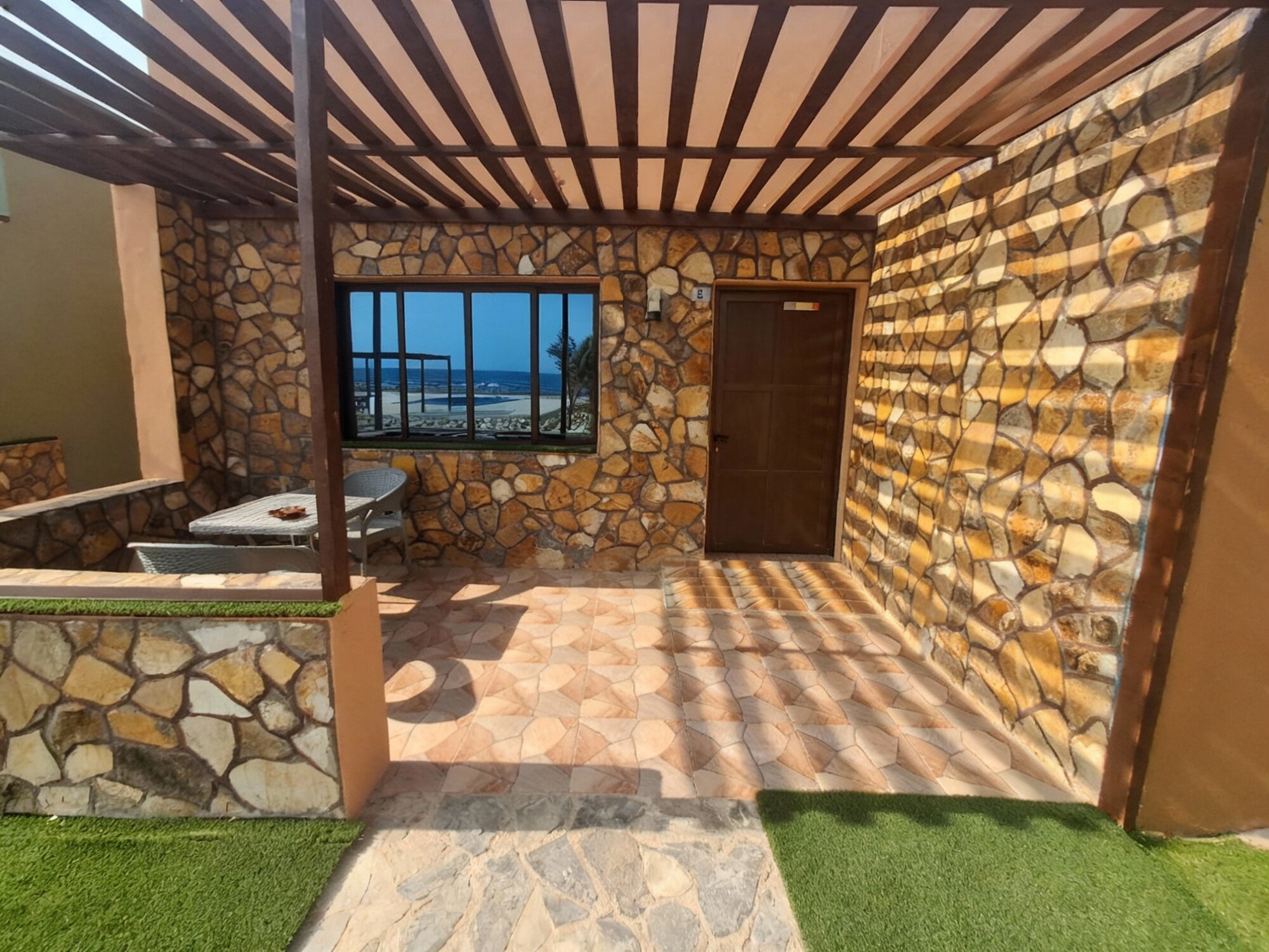 Roushan Resort-泳池