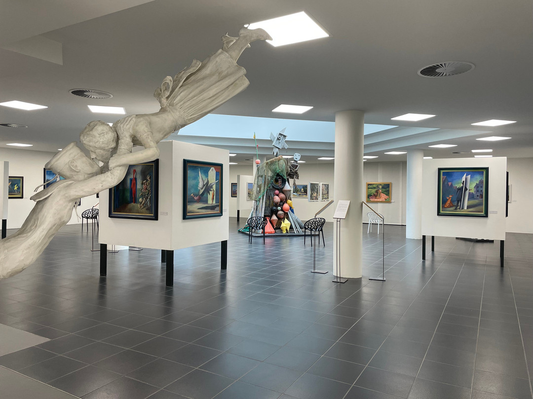 LETTL-Museum für surreale Kunst-奥格斯堡必去景点
