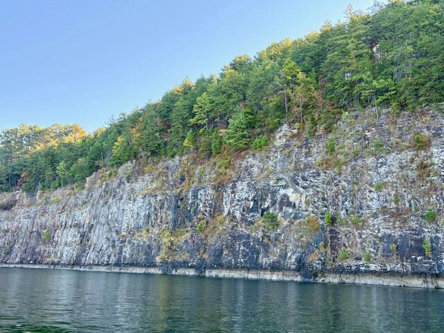 Jocassee Lake Tours-Salem必去景点