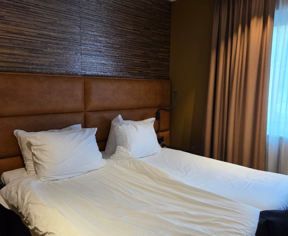 Amsterdam Forest Hotel主图