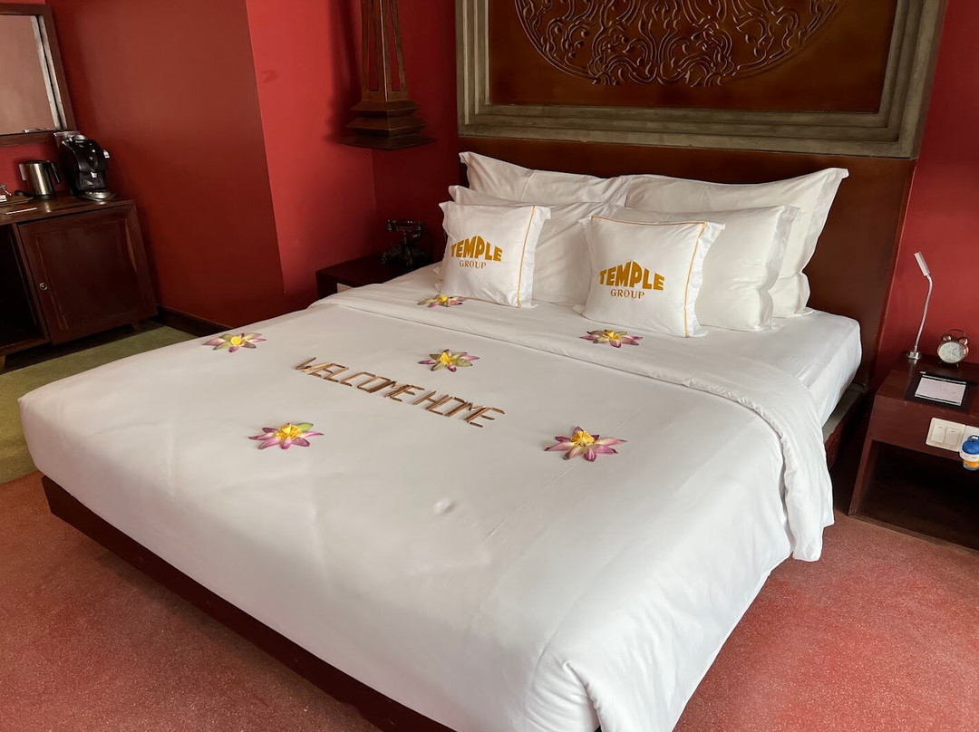 Golden Temple Boutique主图