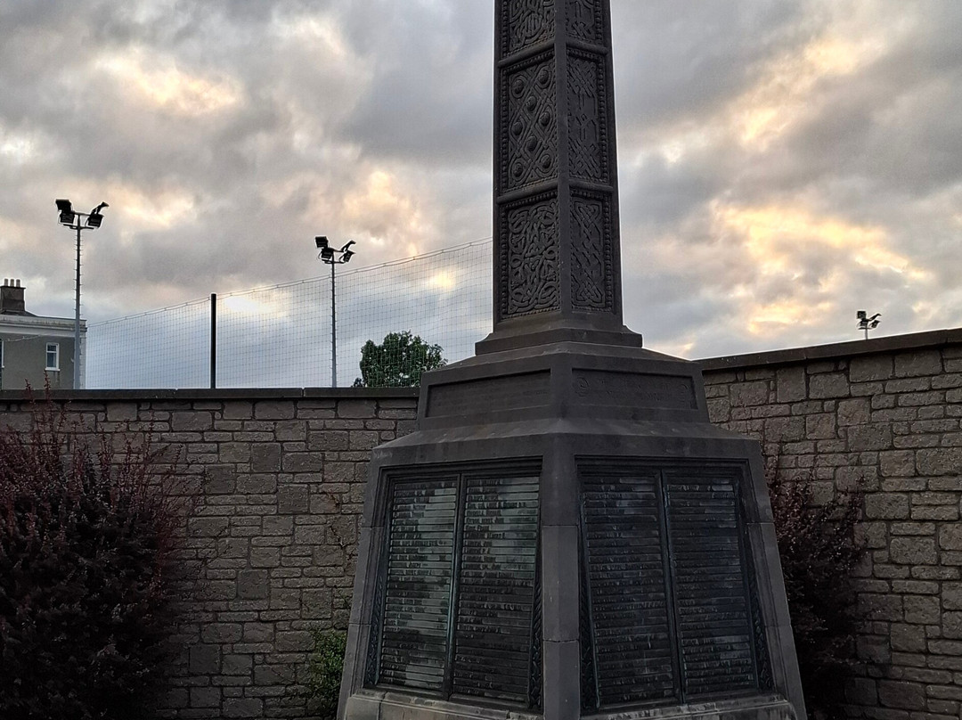 War Memorial-布瑞必去景点