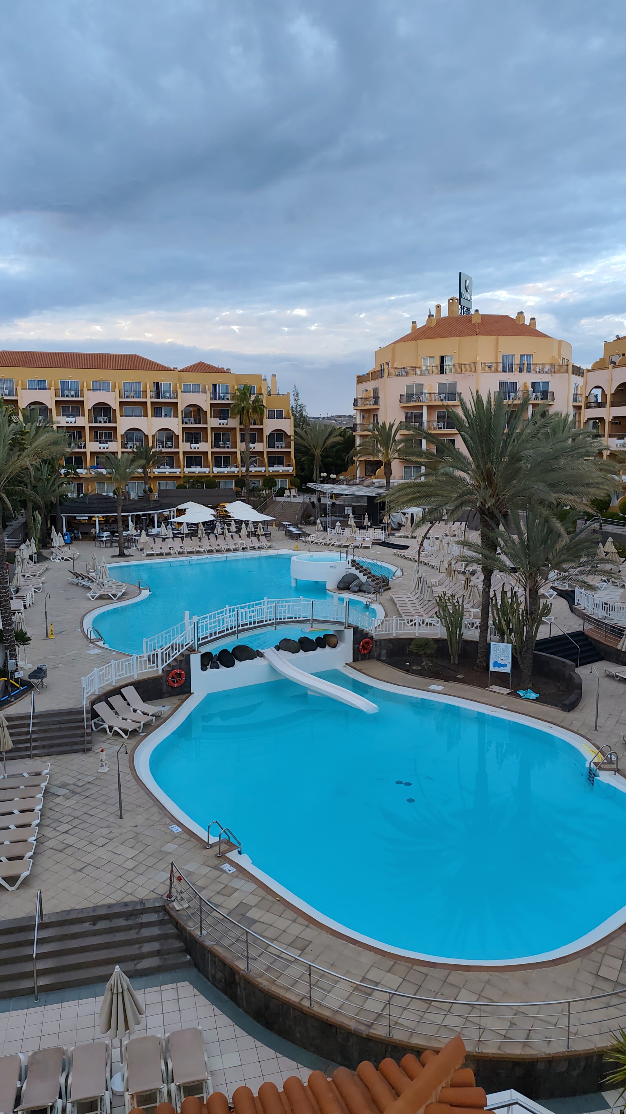 邓恩米拉多尔马斯帕洛马斯-泳池