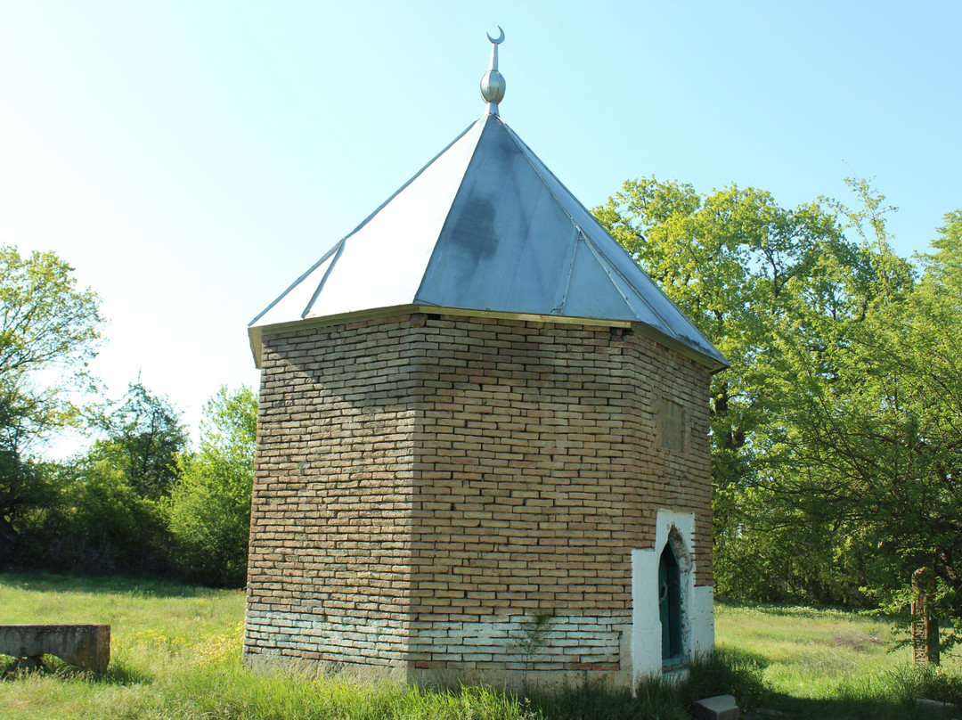 The Ağbil Mausoleums