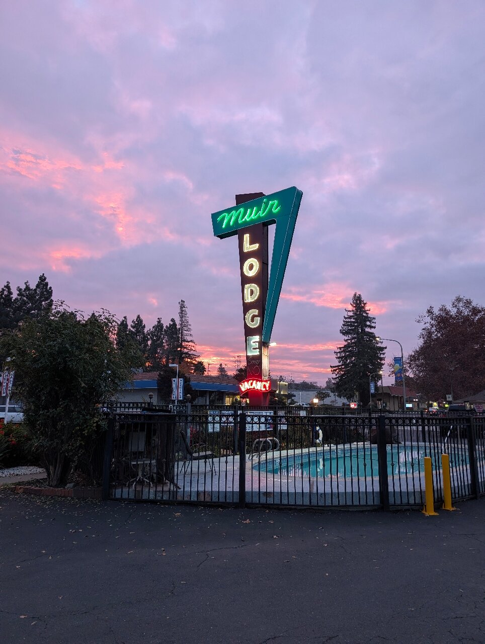 Muir Lodge Motel-官方