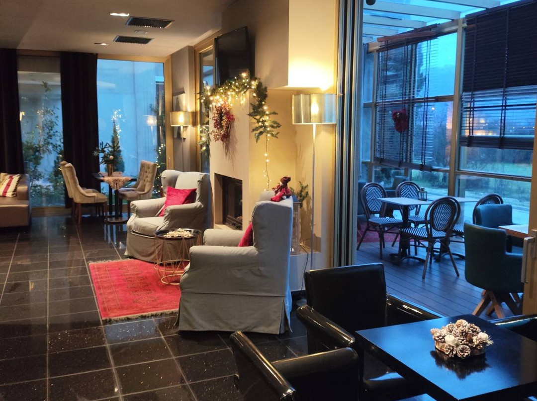 Golden Suites & Spa主图