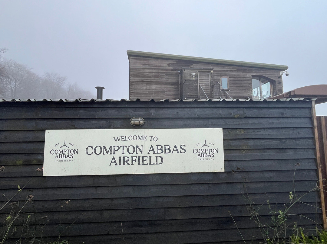 Compton Abbas Airfield-沙夫茨伯里必去景点