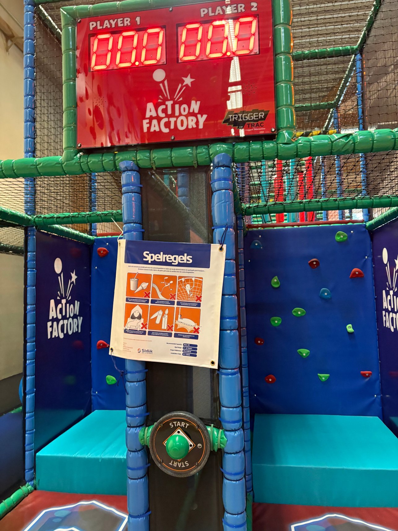 梅德巴赫温特贝格绍厄兰中心公园酒店-家庭/游戏区