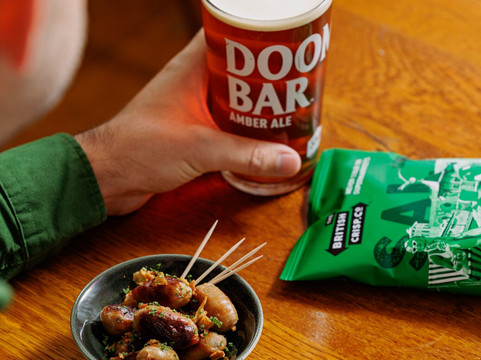 玫瑰皇冠酒店主图