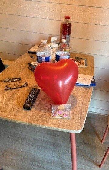 乐克洛杜克鲁谢酒店主图