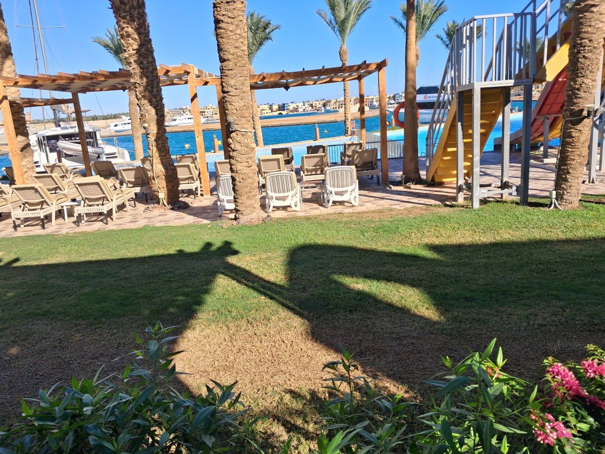 加利卜港滨海旅舍-泳池