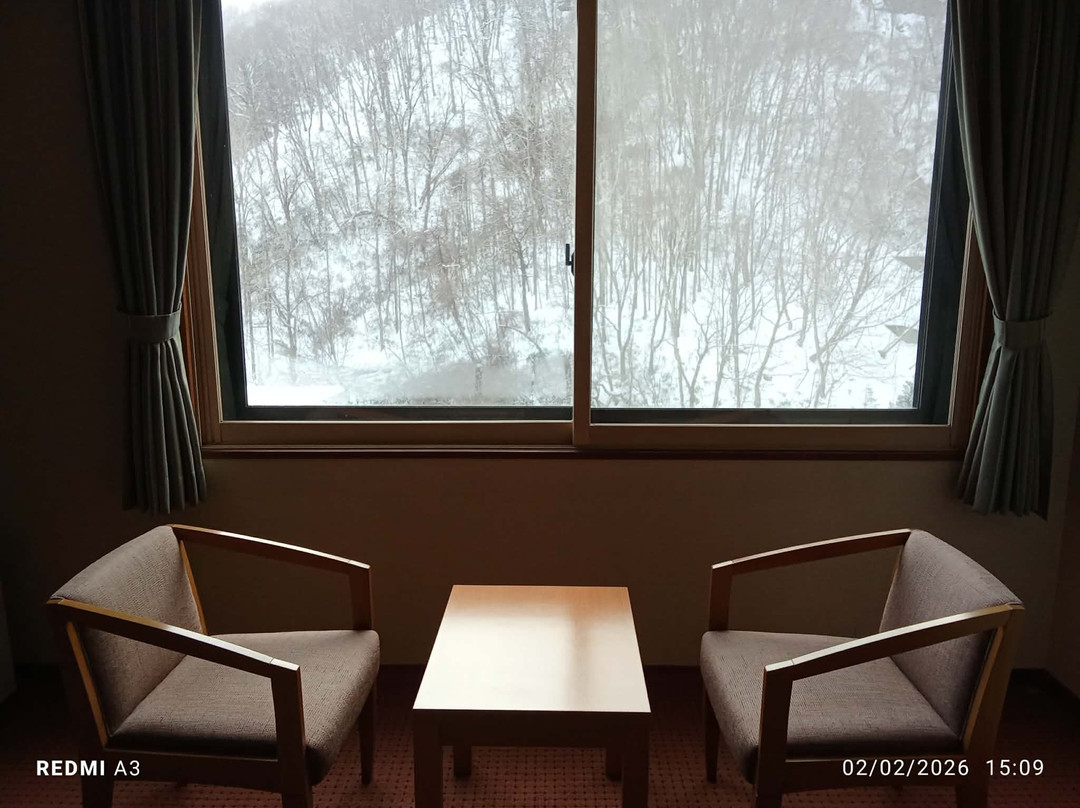 雅亭公园酒店主图