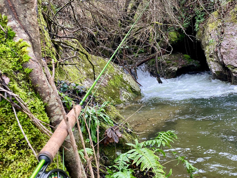 FLY FISHING SICILY outdoor experience-卡塔尼亚必去景点