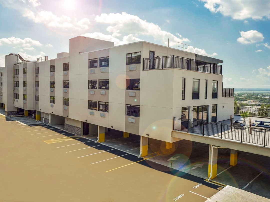 北伯根西考克斯温德姆花园酒店主图