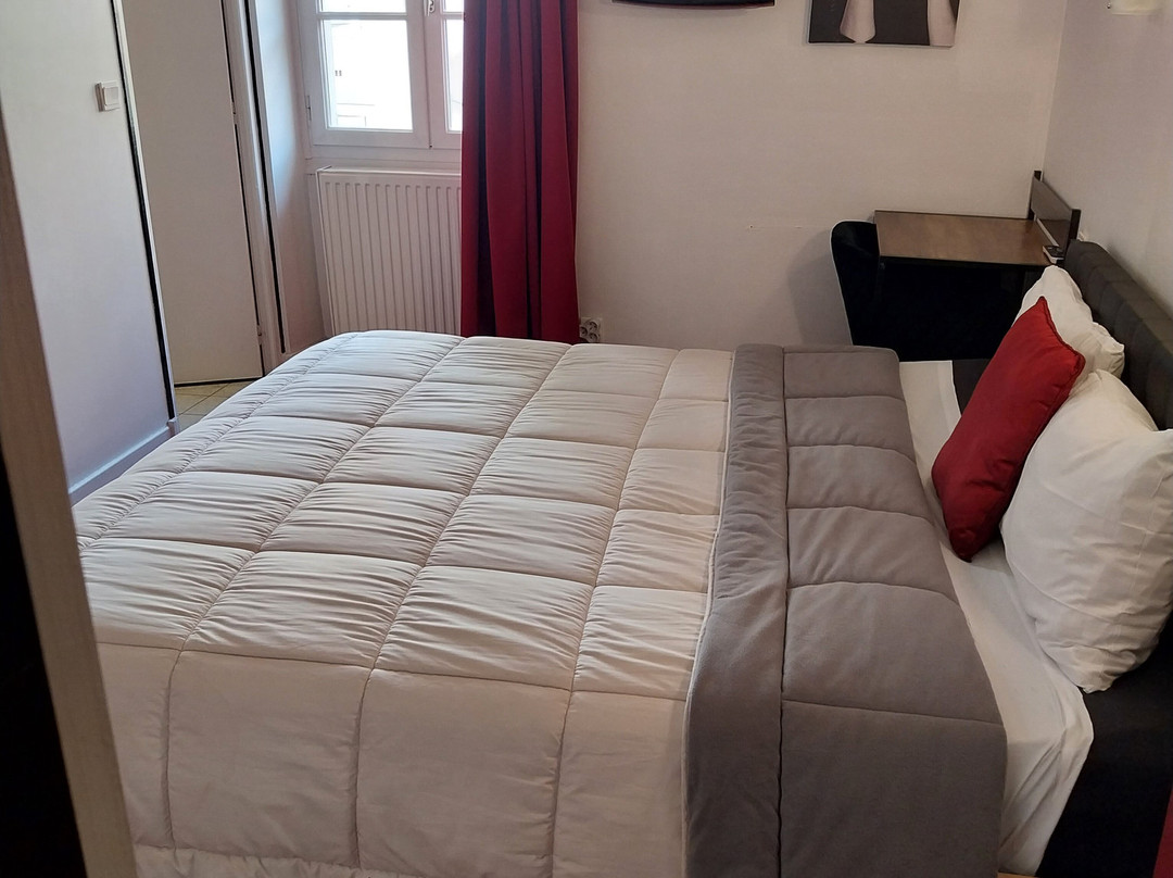 让二十二世酒店主图