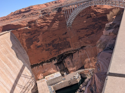 格兰峡谷大坝俯瞰点-佩吉必去景点