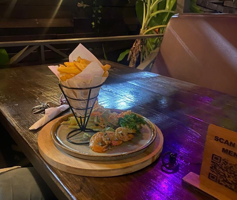 Mesoreen Café Bistro