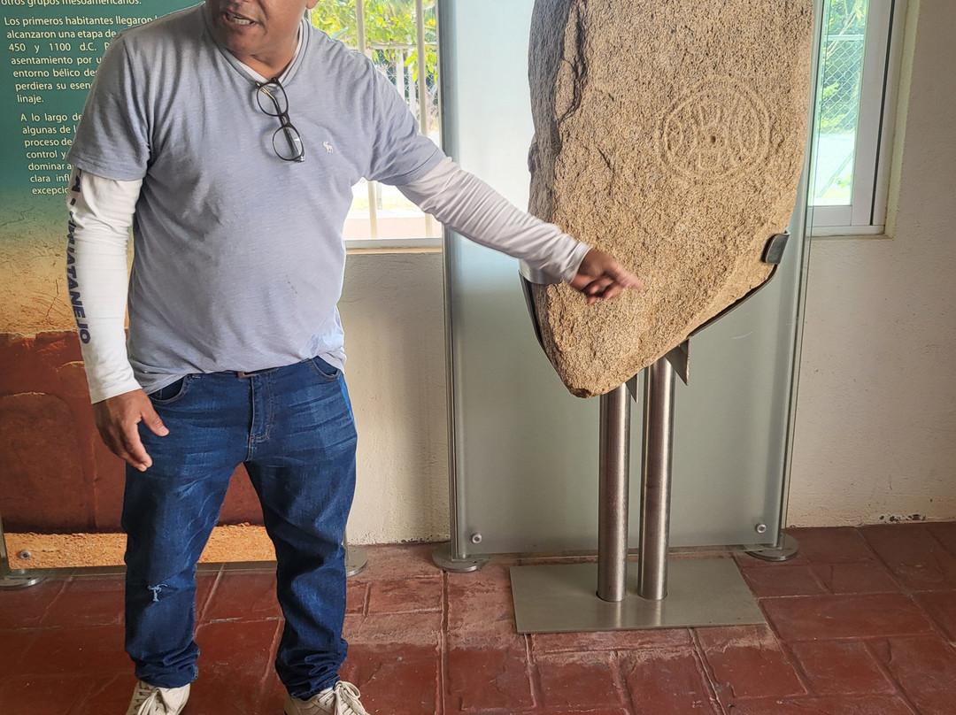 Zona Arqueológica Soledad de Maciel o Xihuacan-印坦巴/芝华塔尼欧必去景点