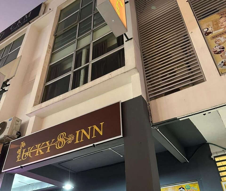 Lucky 88 Inn Serian