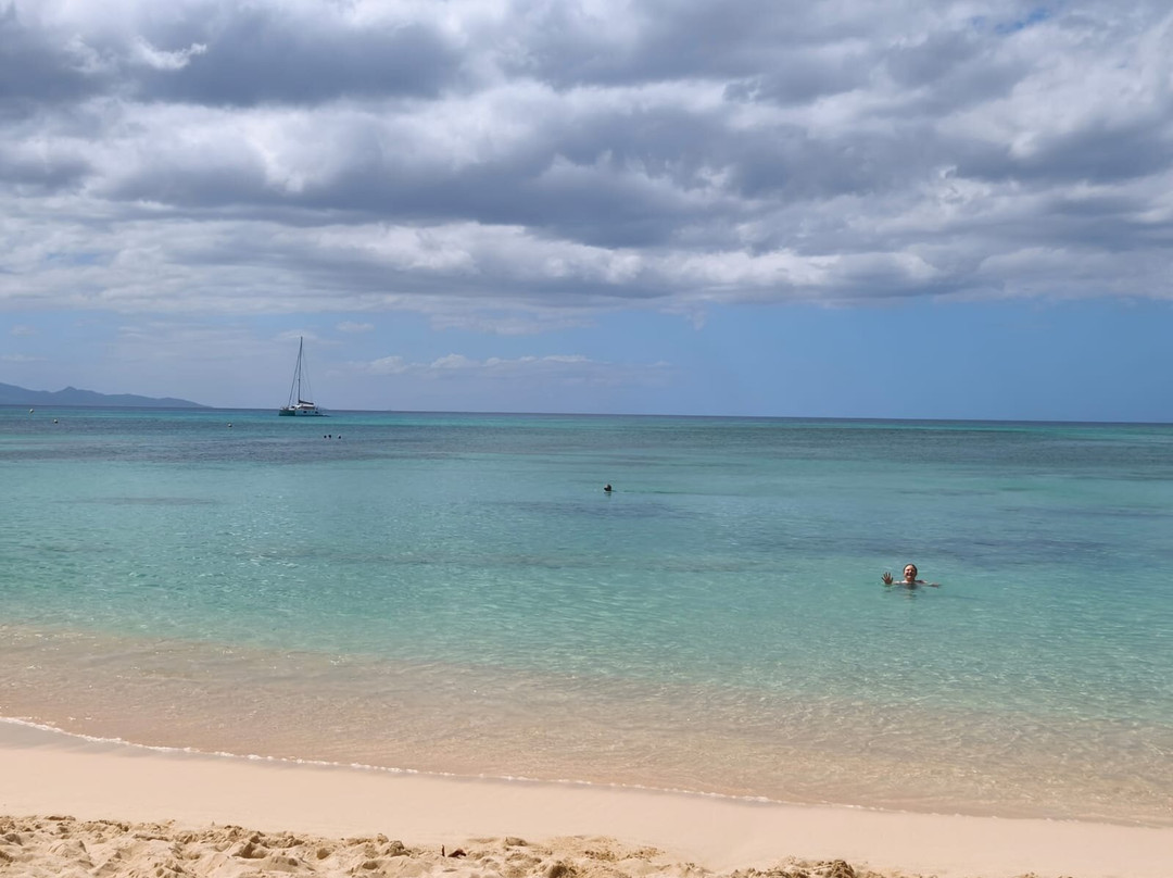 Anse du Souffleur-Port-Louis必去景点