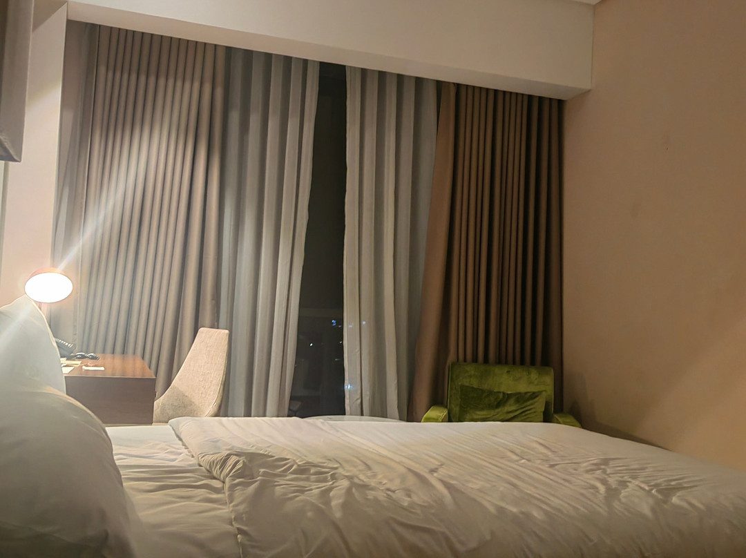 拉斯皮纳斯怡东酒店主图