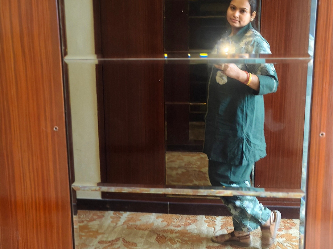 斐恩酒店，齐普尔主图