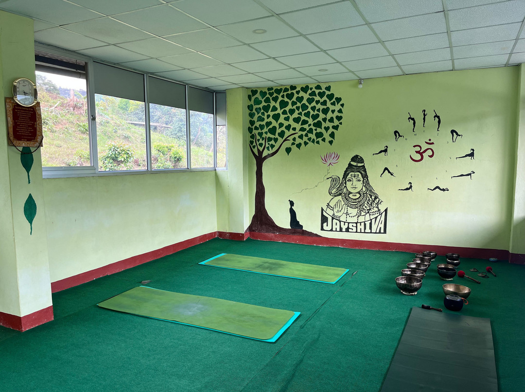 Tri-Bikram Yoga Retreat Centre-博卡拉必去景点