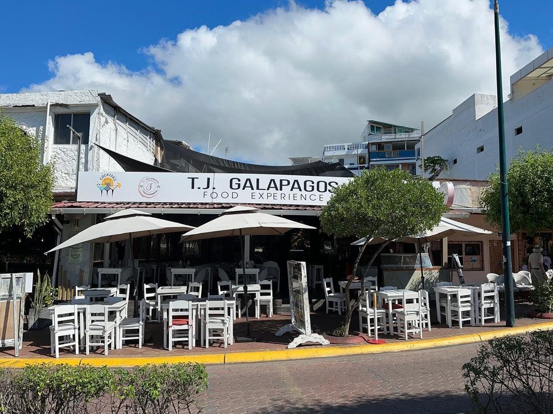 厄瓜多尔餐馆和美食-Tj Restaurante Galapagos