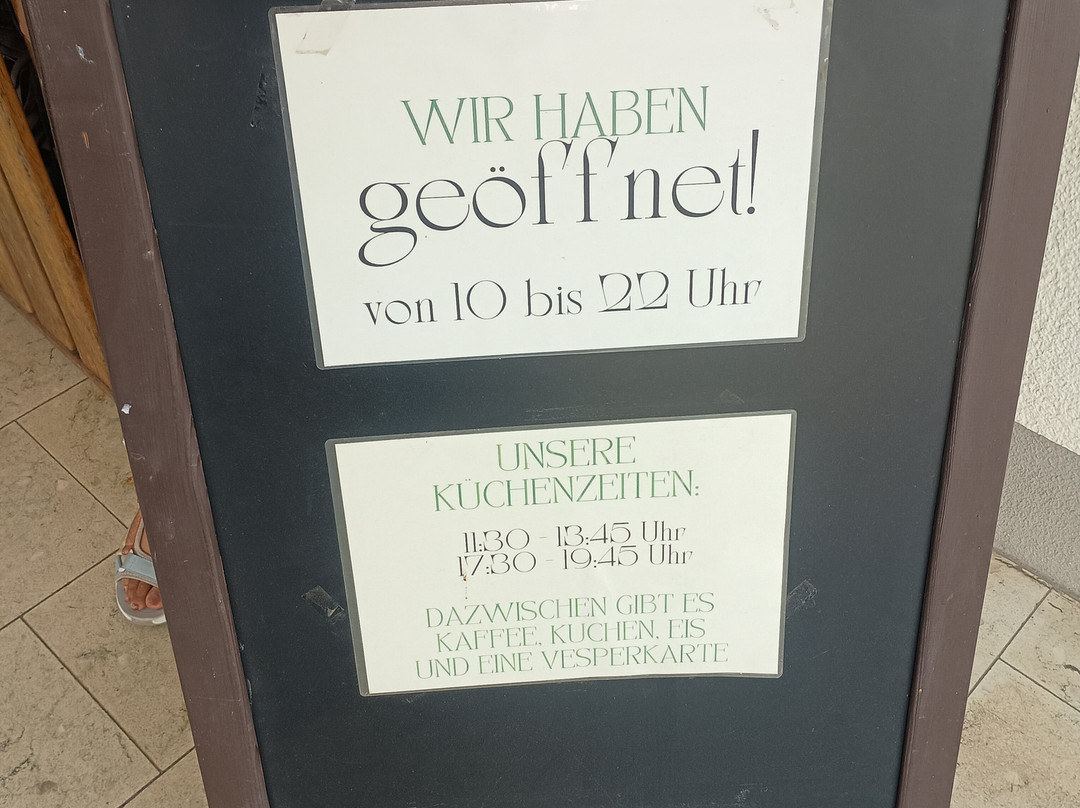 伯格酒庄酒店主图