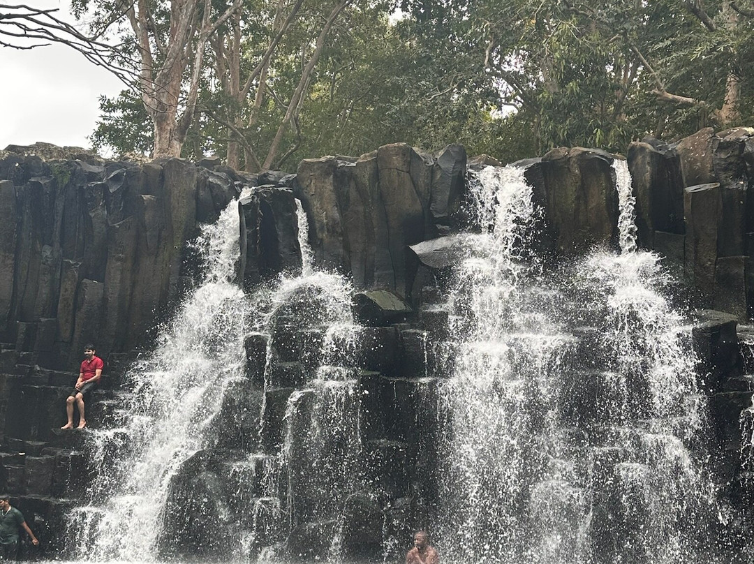 Rochester Falls-Souillac必去景点