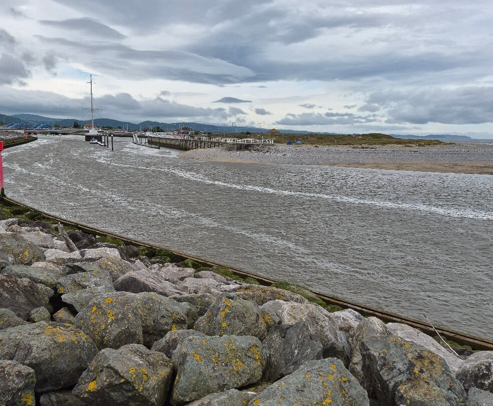 Rhyl Harbour-里尔必去景点