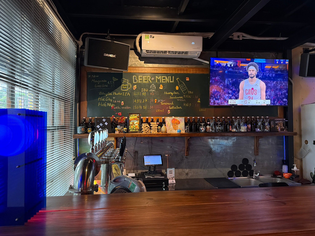 Đông Ba Brewery - Huế Local Craft Beer