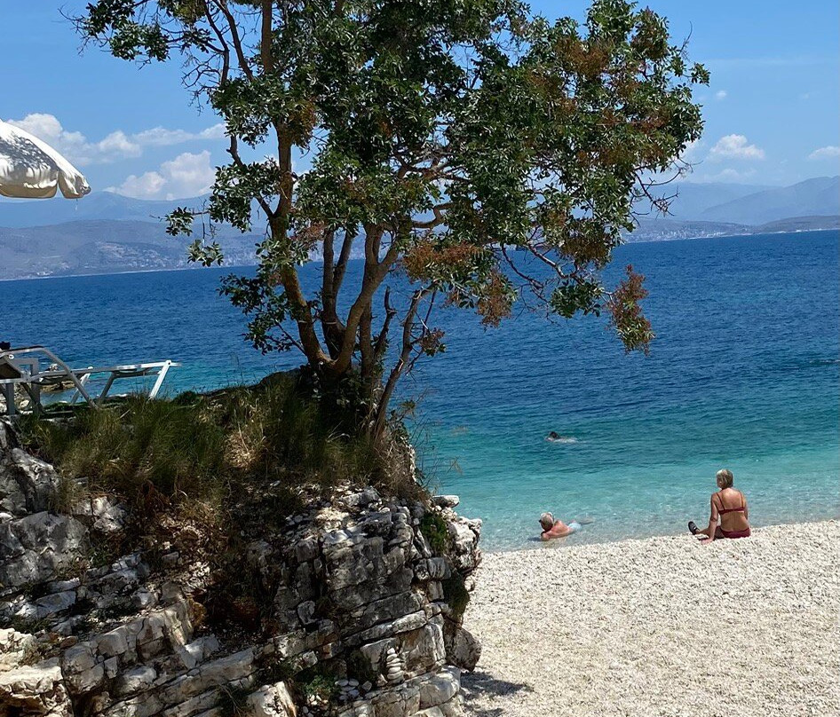 Bataria Beach-Kassiopi必去景点