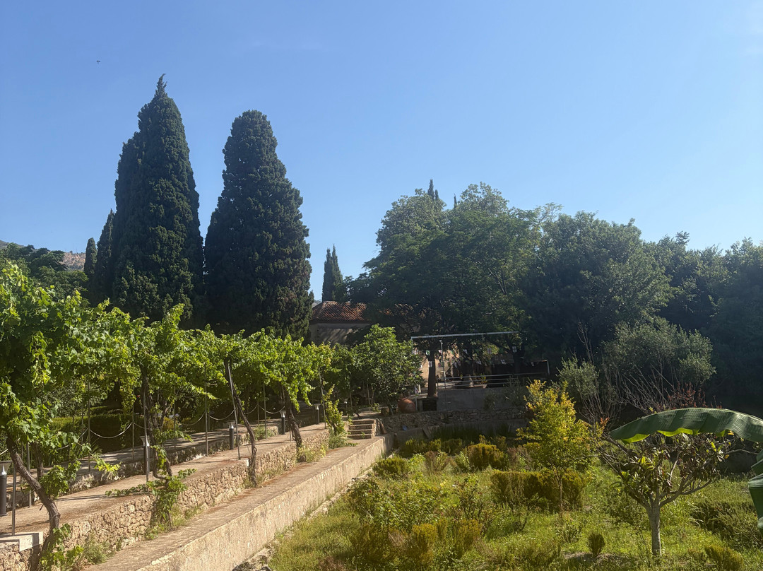 Jardin Nazari-Velez de Benaudalla必去景点